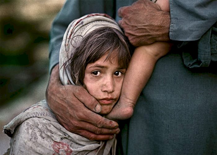 مسؤول سابق أمام الأمم المتحدة: طالبان تسرق المساعدات الإنسانية وتُجوّع الشعب الأفغاني
