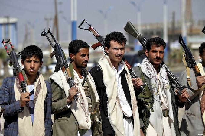 للمزيد من الطائفية.. الحوثي يهدم سوقاً أثرية في اليمن لخدمة مصالحه