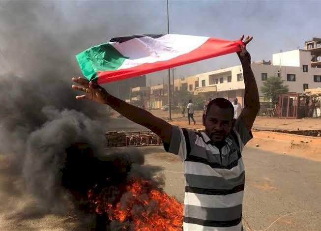 الأزمة تتفاقم في السودان.. أوضاع إنسانية كارثية على الأرض