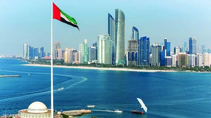 كيف تسعى الإمارات لتعزيز قيم التسامح والتعايش السلمي بين الأديان؟