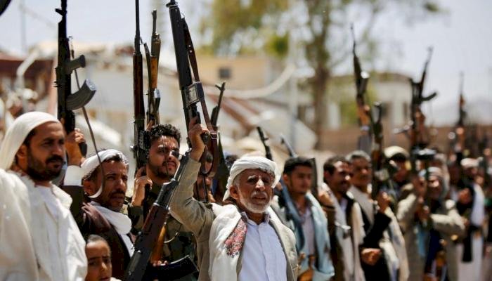الحوثي يواصل جرائمه باستهداف القطاع الطبي في اليمن.. ما القصة؟