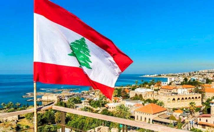 محلل سياسي .. مبادرة حل أزمة لبنان إيجابية وجاءت في وقتها