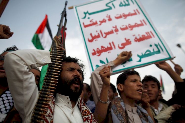 إسرائيل والحوثي.. اتهامات وقصف جنوبي هل يدخل اليمن في أزمة جديدة