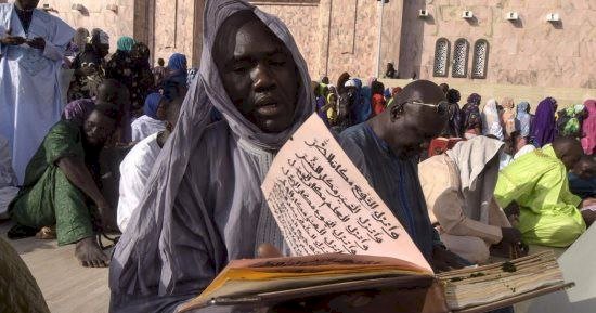 من الدعوة السياسية.. مخطط الإخوان في السنغال