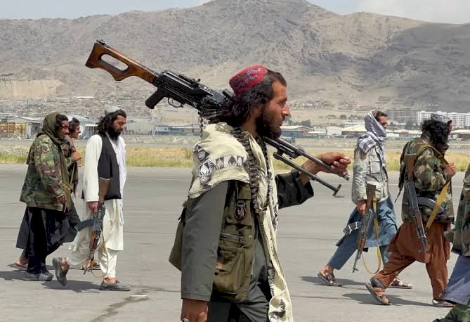 الإخوان وحركة طالبان.. ما أوجه التشابه والتقارب بين التنظيمين؟