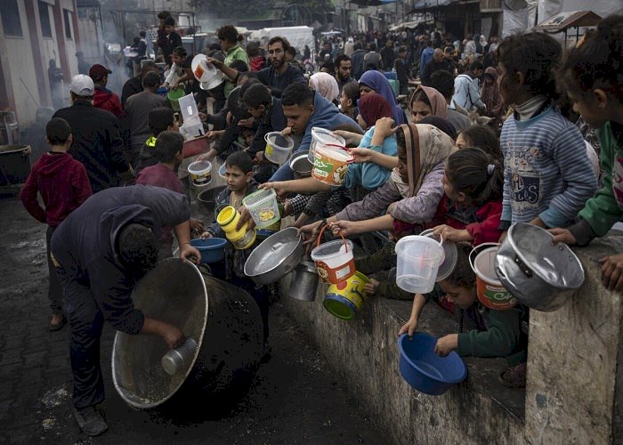 واشنطن بوست: مجاعة غزة الأسوأ في تاريخ الإنسانية الحديث بسبب إسرائيل