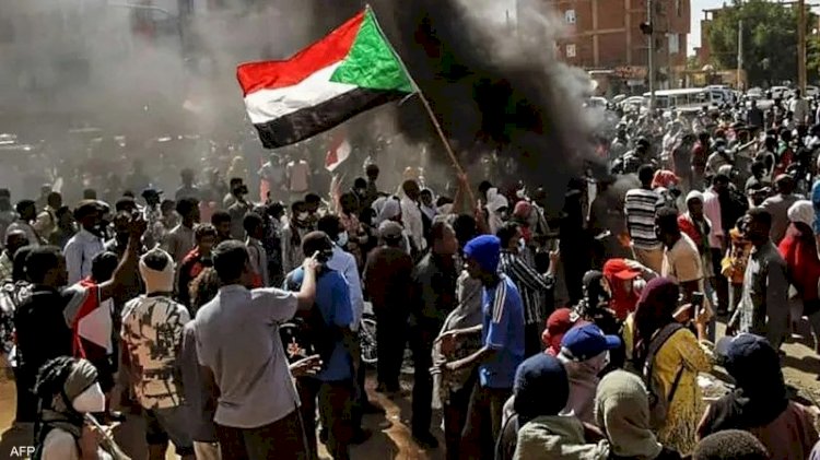 محللون يكشفون تطورات الأوضاع الصعبة داخل السودان