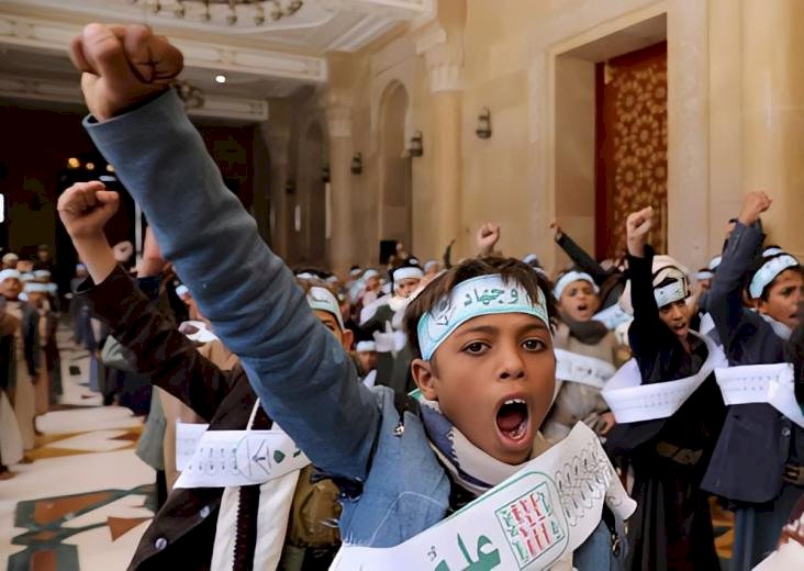 مدير مركز حقوقي يمني يكشف عن حجم الأضرار على الأطفال من مراكز التطرف الحوثية