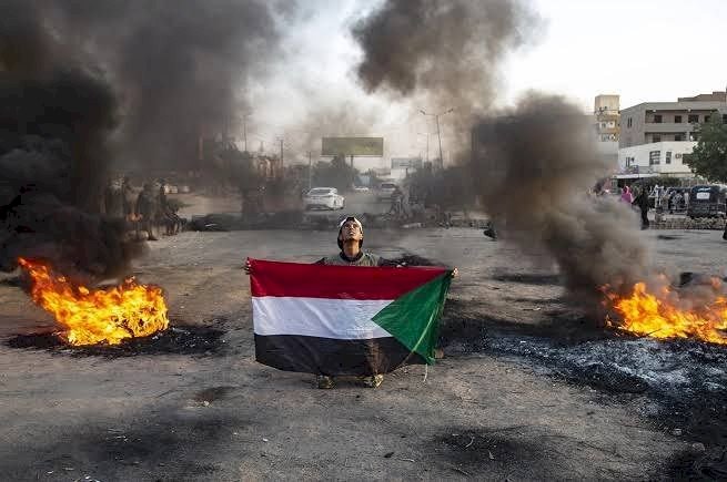 درون الحرب تهدد اقتصادين.. السودان وجنوبه يقتربان من أزمة نفطية خانقة