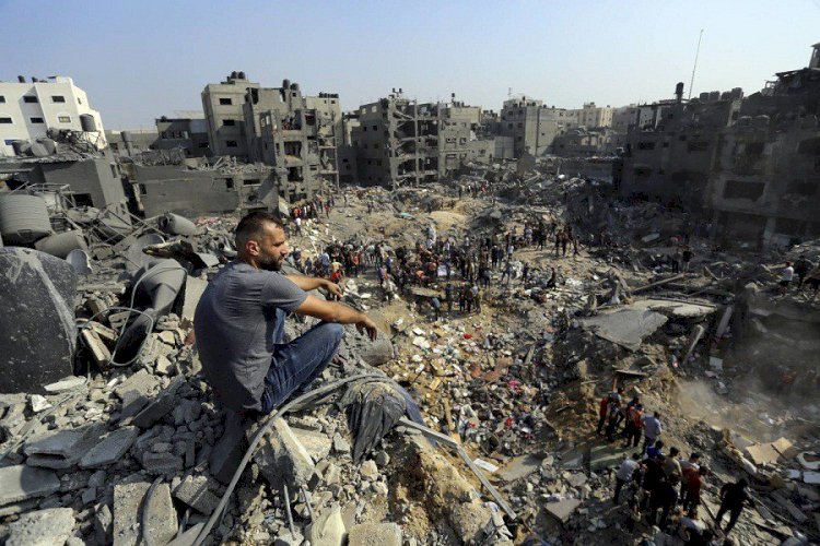 محلل سياسي فلسطيني: الاحتلال يتعمد تجويع أطفال غزة لكسر صمود الشعب والمجتمع الدولي شريك في الجريمة
