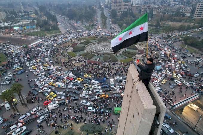محلل سياسي: توافق إقليمي جديد يفتح نافذة أمل لإنهاء الأزمة السورية