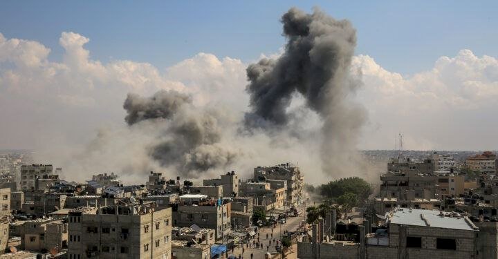 محلل سياسي فلسطيني: شروط إسرائيل التعجيزية تُهدد أمن المنطقة والمبادرة المصرية القطرية هي المسار الواقعي نحو التهدئة
