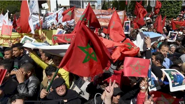 محلل سياسي مغربي: الحكومة مطالبة بإجراءات جريئة لتفادي انفجار اجتماعي
