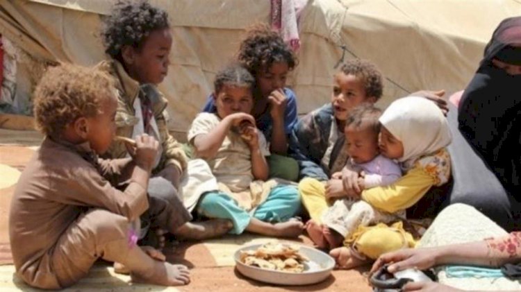 حصار من الداخل.. كيف صنع الحوثيون مجاعة تلتهم نصف اليمن؟