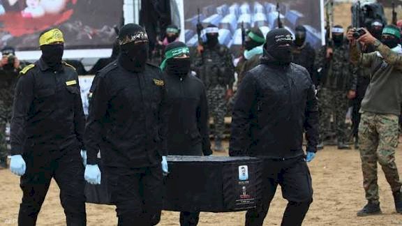 خلاف الجثث يهدد الهدنة.. أربع خطوات إسرائيلية محتملة قد تعيد المواجهة إلى غزة