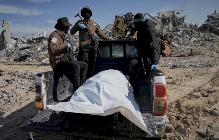تطورات الهدنة.. حماس تسلّم رفات رهينة وإسرائيل تستعد لفتح معبر رفح جزئيًا