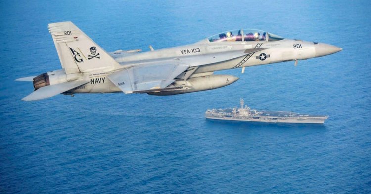 تحقيقات تكشف سلسلة أخطاء قاتلة في الأسطول الأمريكي خلال معارك البحر الأحمر