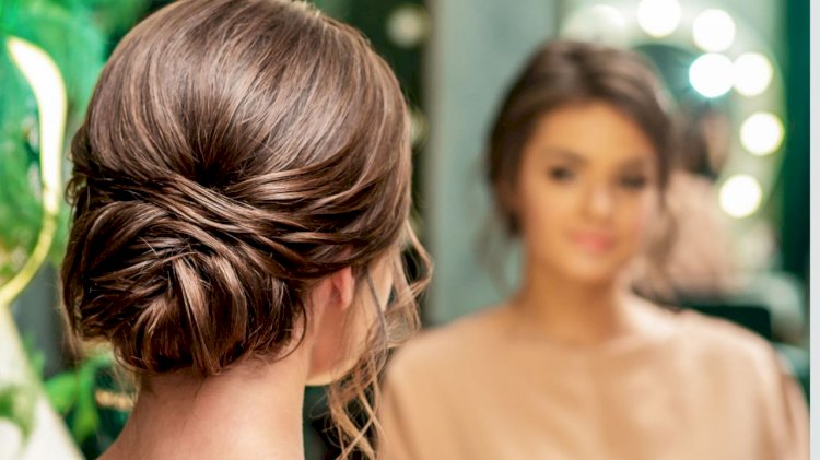 تسريحات ذكية تخفي فراغات مقدمة الشعر وتمنحك كثافة طبيعية