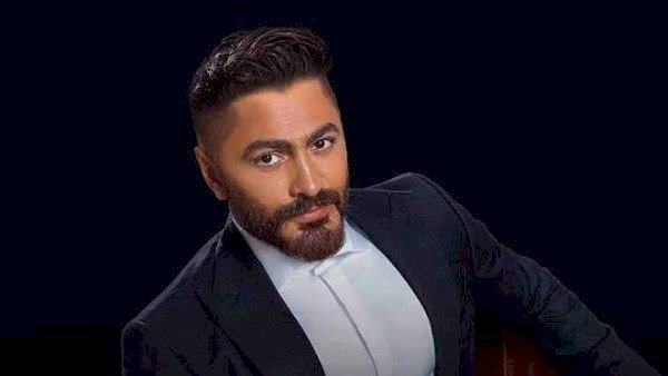 تامر حسني يعود للجمهور بحفل خيري في قصر عابدين بعد أزمته الصحية