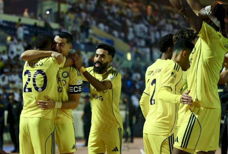 كلاسيكو السعوية.. الهلال يلتقي النصر في قمة الدوري
