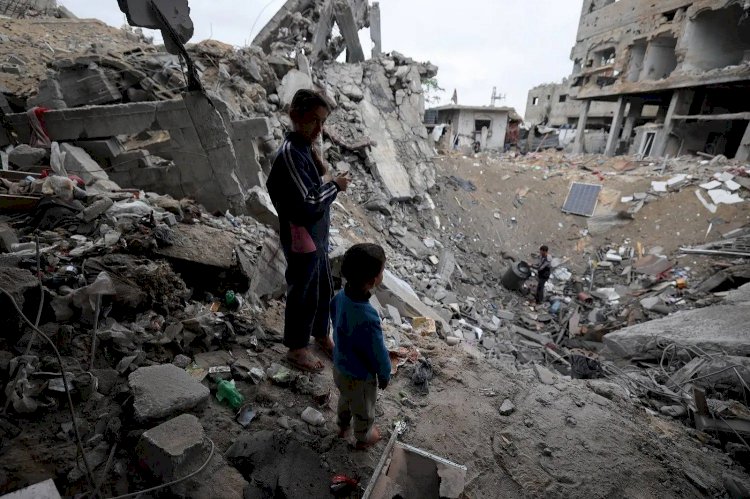 من الركام إلى الدولة المصغّرة.. كيف تعيد اللجنة الوطنية رسم مستقبل غزة؟