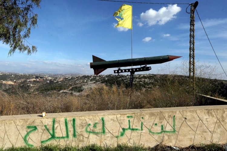 التهديد بحرب أهلية.. استراتيجية حزب الله لإدارة ملف نزع السلاح