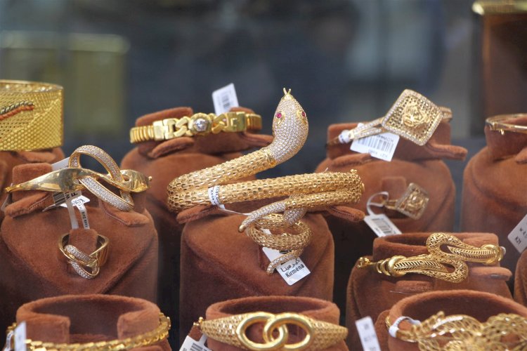 أسعار الذهب اليوم في عدد من الدول العربية — الجمعة 27 فبراير 2026