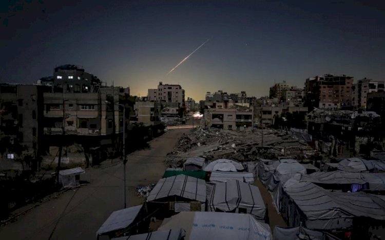 الولايات المتحدة تغلق سفاراتها وتُجلي دبلوماسييها مع تصاعد التوترات مع إيران