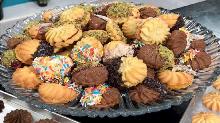 تجهيزات عيد الفطر.. أسهل طريقة لعمل البيتي فور في البيت