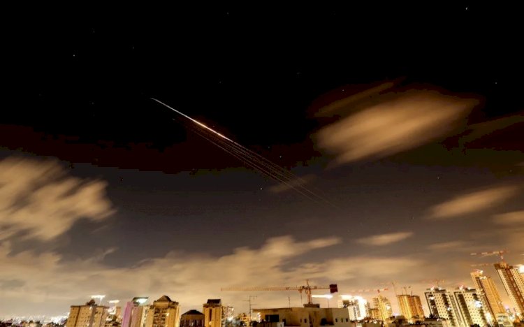 نشرة أخبار الأحد 29 مارس..تصعيد شامل في الشرق الأوسط.. الحوثيون يدخلون الحرب وتعزيزات أمريكية تصل المنطقة