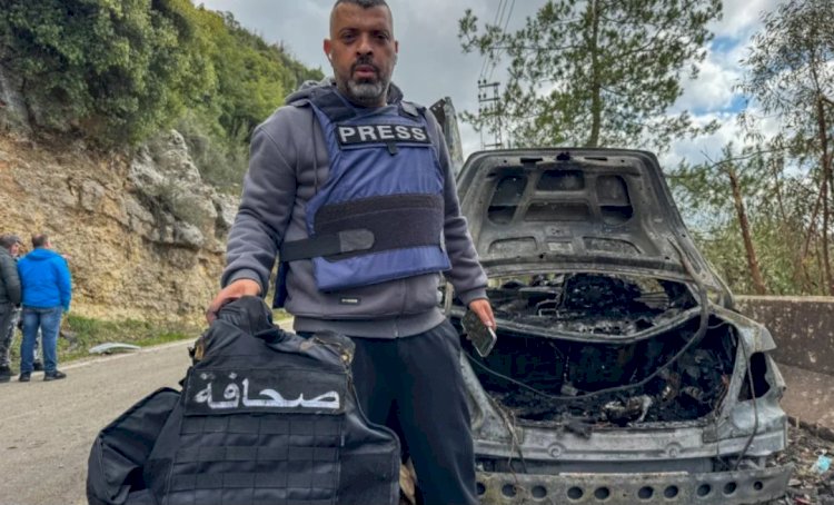مقتل ثلاثة إعلاميين في ضربة إسرائيلية يشعل الجدل حول استهداف الصحافة في لبنان