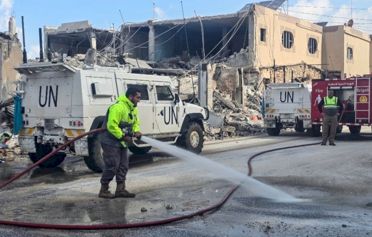اليونيفيل تحقق في حادث مقتل جندي أممي إثر انفجار قذيفة على الحدود اللبنانية الإسرائيلية