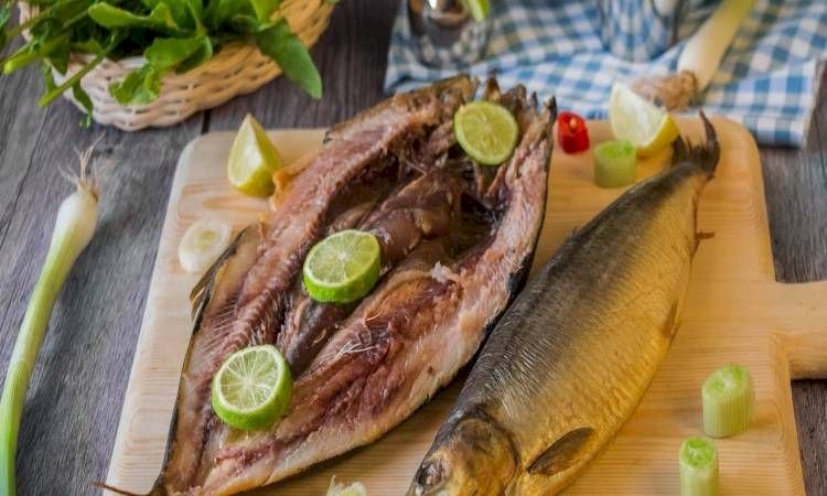 طريقة عمل سلطة الرنجة بالبرتقال والرمان على الطريقة المنزلية