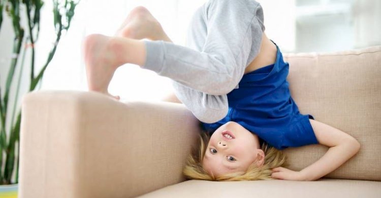 طرق التعامل مع الطفل كثير الحركة والتوتر.. 6 خطوات فعّالة بدون انفعال