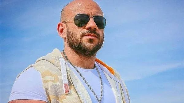 تفاصيل عودة أحمد مكي إلى السينما بفيلم 