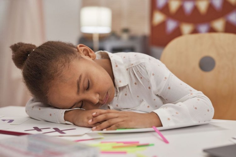 بعد أول أسبوع مدرسة.. 6 علامات تؤكد أن جدول طفلك الدراسي يحتاج للتعديل
